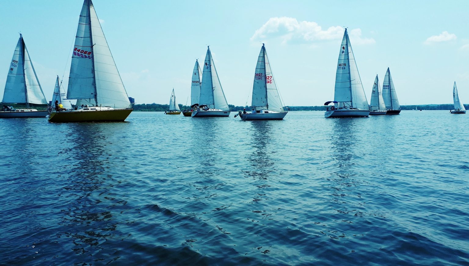 Competitive Sailing In Ottawa Britannia Yacht Club